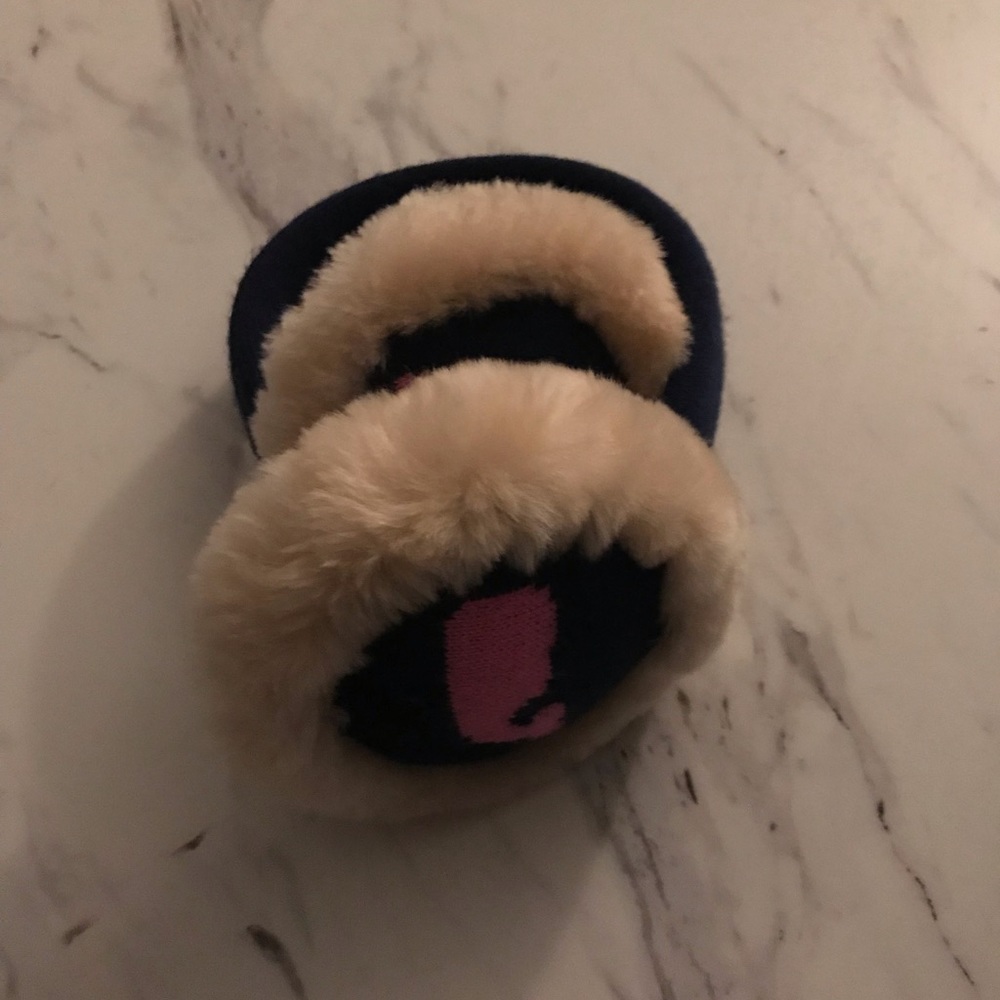 vineyard vines logo whale earmuffs